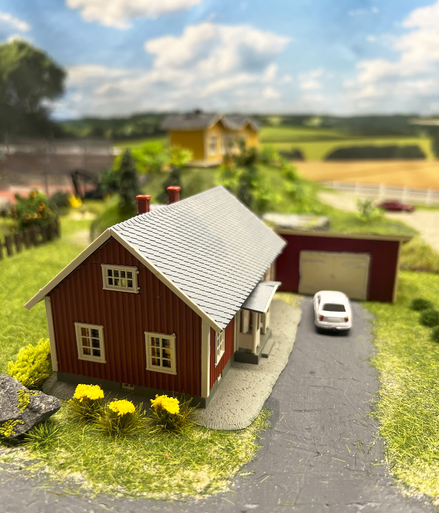 Pienoisrautatien taloja